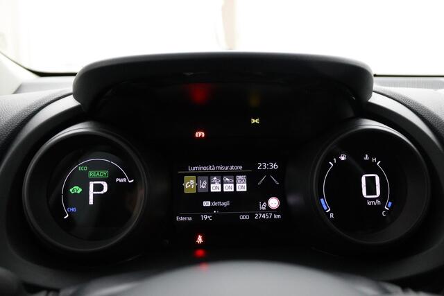 Toyota YARIS 1.5 Hybrid 115 Special Edition | Parkeersensoren | Keyless | Climate control |