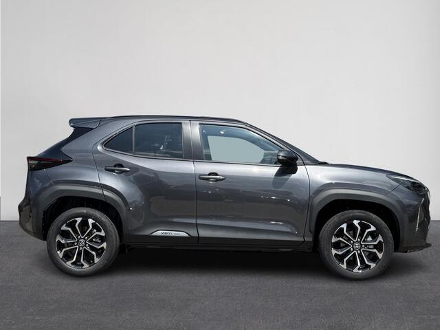 Toyota YARIS Cross 1.5 Hybrid 130 Dynamic | NIEUW ! | LM-Velgen | Clima | Adapt-Cruise | Carplay Winter pakket ( Vestiging - Nieuwegein )