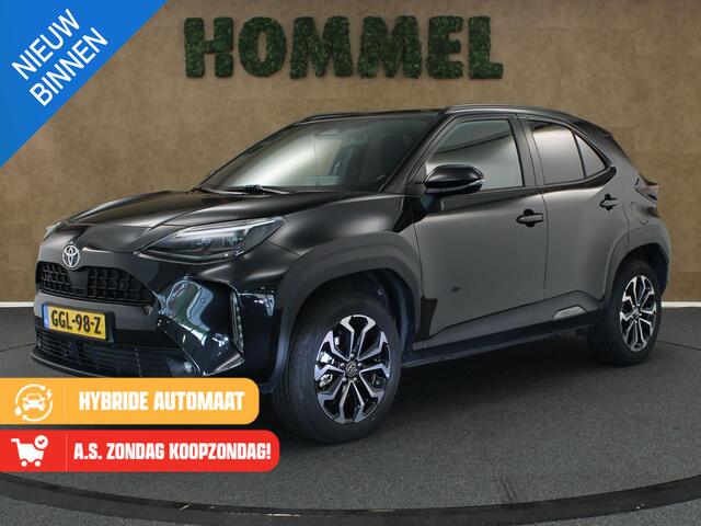 Toyota YARIS Cross 1.5 Hybrid Dynamic Plus - 130 PK! - STUUR/STOEL VERWARMING - ADAPTIEVE CRUISE CONTROL - DODEHOEKDETECTIE - LEDEREN STUURWIEL - KEYLESS ENTRY & START - LED KOPLAMPEN - ACHTERUITRIJCAMERA - STOELVERWARMING - PARKEERSENSOREN VOOR EN ACHTER