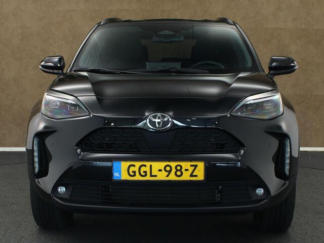 Toyota YARIS Cross 1.5 Hybrid Dynamic Plus - 130 PK! - STUUR/STOEL VERWARMING - ADAPTIEVE CRUISE CONTROL - DODEHOEKDETECTIE - LEDEREN STUURWIEL - KEYLESS ENTRY & START - LED KOPLAMPEN - ACHTERUITRIJCAMERA - STOELVERWARMING - PARKEERSENSOREN VOOR EN ACHTER