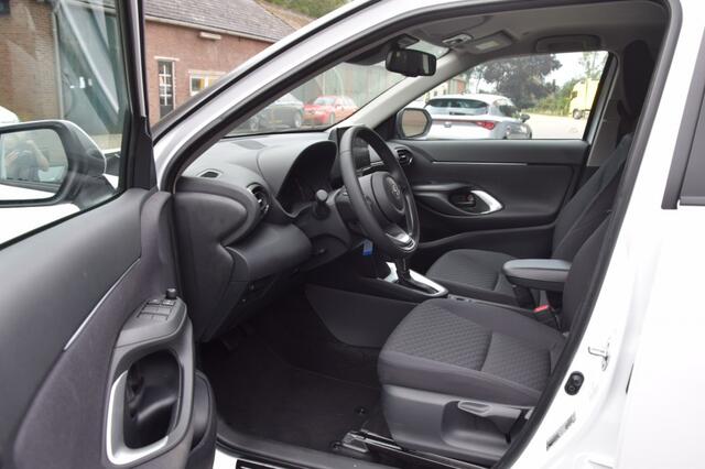 Toyota YARIS 1.5 HYBR 115PK! ACTIVE NIEUW