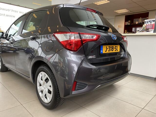 Toyota YARIS 1.5 Hybrid Aspiration,Automaat,Achteruitrijcamera,Keyless,Climate&Cruiscontrol,Bluetooth,Stuurwiel Multifuntioneel,Rijstrooksensor,Verkeersbord Detectie,Bots Herkenning Systeem