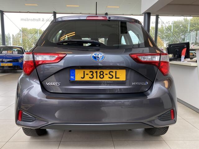 Toyota YARIS 1.5 Hybrid Aspiration,Automaat,Achteruitrijcamera,Keyless,Climate&Cruiscontrol,Bluetooth,Stuurwiel Multifuntioneel,Rijstrooksensor,Verkeersbord Detectie,Bots Herkenning Systeem