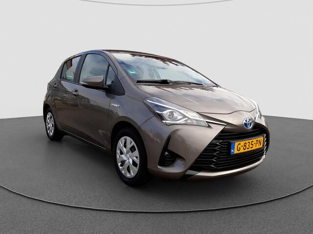Toyota YARIS 1.5 Hybrid Active | Camera |