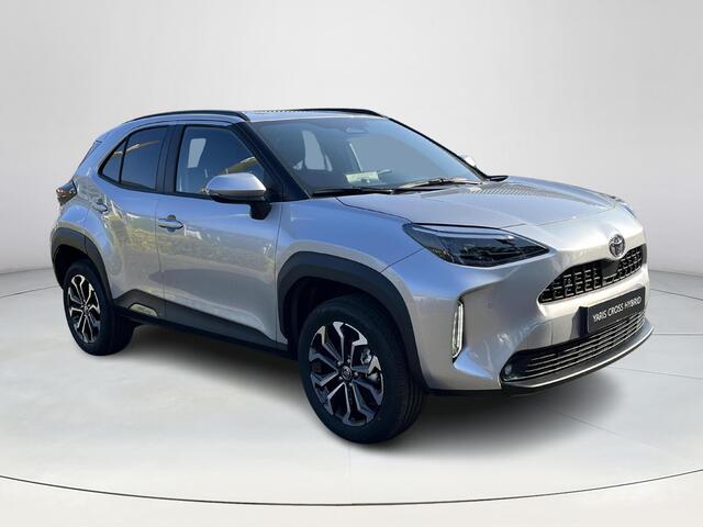 Toyota YARIS Cross 1.5 Hybrid 115 Dynamic | Comfort Pack | Shimmering silver metallic | Nieuw uit voorraad |