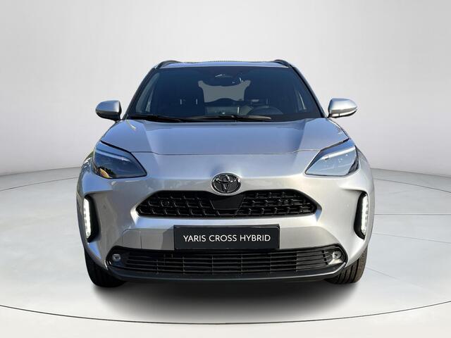 Toyota YARIS Cross 1.5 Hybrid 115 Dynamic | Comfort Pack | Shimmering silver metallic | Nieuw uit voorraad |