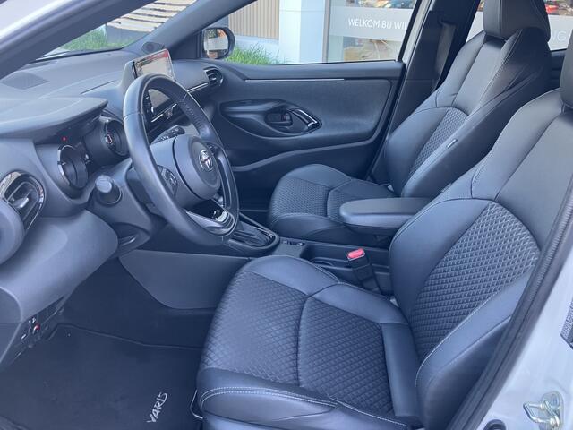 Toyota YARIS 1.5 Hybride Executive | Bi-Tone | All Season | Pdc