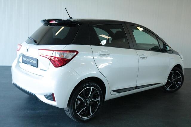 Toyota YARIS 1.5 Hybrid Bi-Tone , Parkeersensoren