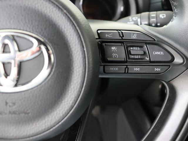 Toyota YARIS 1.5 Hybrid Launch Edition I Navigatie I Climate Control I Cruise Control I Camera I Stoelverwarming Voor I I Volledig LOUWMAN Onderhouden I