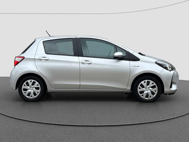 Toyota YARIS 1.5 Hybrid Active | Camera | Bluetooth | Cruise