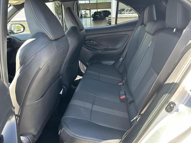 Toyota YARIS Cross 1.5 Hybrid Adventure Bi-tone
