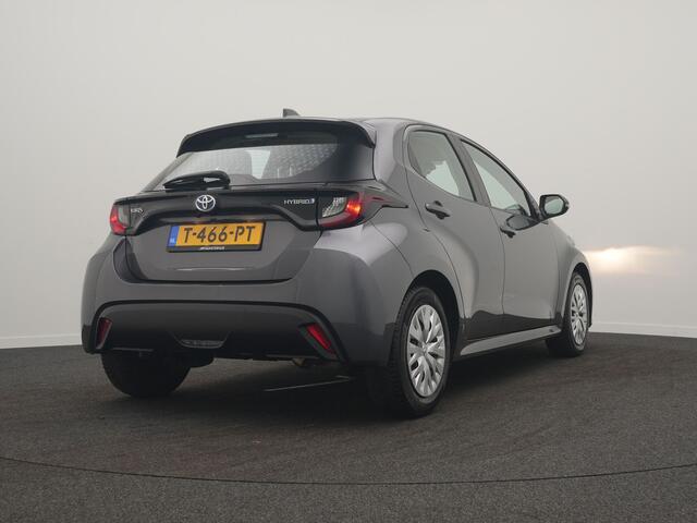 Toyota YARIS 1.5 Hybrid Active - RIJKLAARPRIJS - All Seasonbanden - Achteruitrijcamera - Adaptive Cruise Control - Apple Carplay/Android Auto