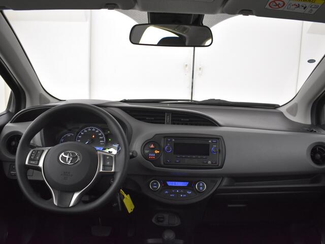 Toyota YARIS 1.5 Hybrid Active Limited | Parkeersensoren V+A