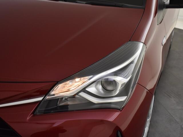 Toyota YARIS 1.5 Hybrid Active Limited | Parkeersensoren V+A