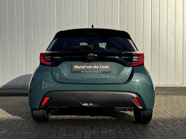 Toyota YARIS 1.5 Hybrid 115 Dynamic Nieuw NL Auto Comfort pack PDC Dodehoekdetectie Stoel Stuur verwarming