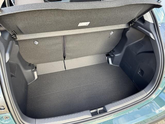 Toyota YARIS 1.5 Hybrid 115 Dynamic Nieuw NL Auto Comfort pack PDC Dodehoekdetectie Stoel Stuur verwarming