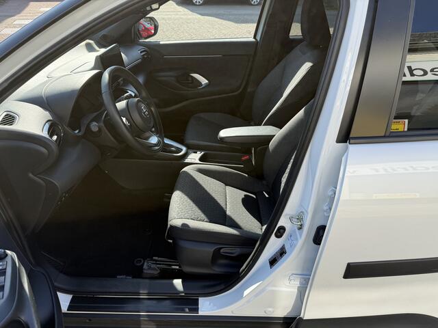 Toyota YARIS Cross 1.5 Hybrid Dynamic Panoramedak, Automatische achterklep, Borden herkenning