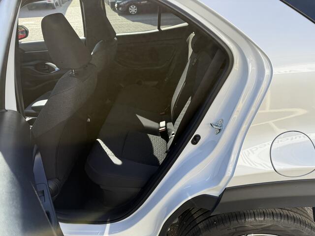Toyota YARIS Cross 1.5 Hybrid Dynamic Panoramedak, Automatische achterklep, Borden herkenning