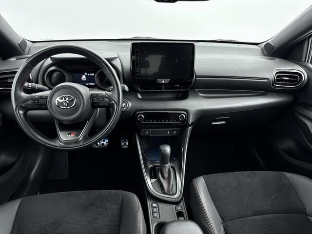 Toyota YARIS 1.5 Hybrid GR Sport | Achteruitrijcamera | Stoelverwarming | Full map navigatie |