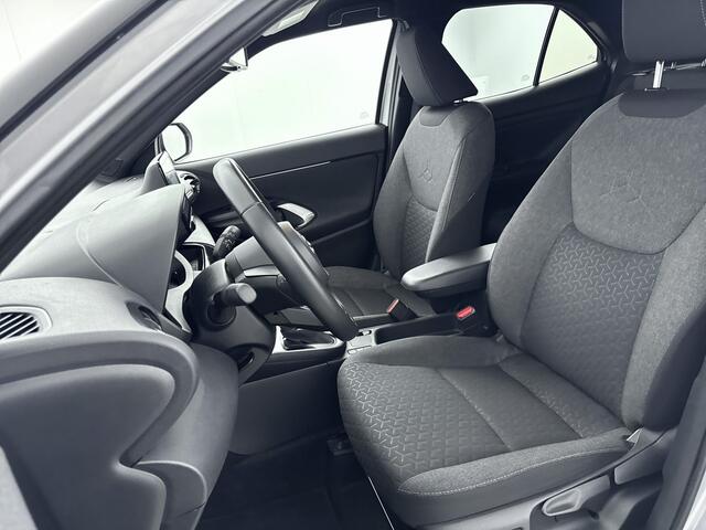Toyota YARIS Cross 1.5 Hybrid Dynamic | Parkeersensoren V+A | Parkeercamera |