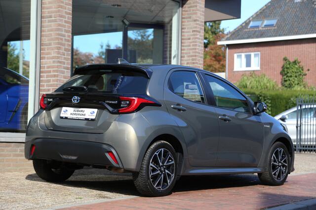 Toyota YARIS 1.5 Hybrid Dynamic Team Navi Carplay Camera ACC LED