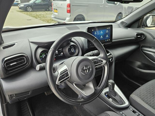 Toyota YARIS Cross 1.5 Hybrid Dynamic Carplay Cam PDC Stoelverwarming