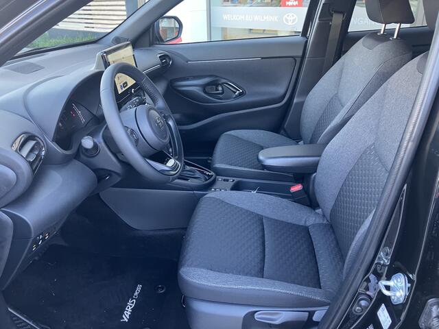 Toyota YARIS 1.5 Hybr 130 Dynamic | PDC V/A | Stoel/Stuur verw | Blindspot
