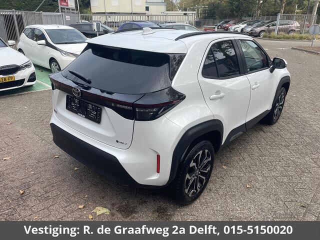 Toyota YARIS Cross 1.5 Hybrid 115 Dynamic Luxury | Stuur- & Stoelverwarming | Dodehoek detectie | Parkeersensoren | Navigatie