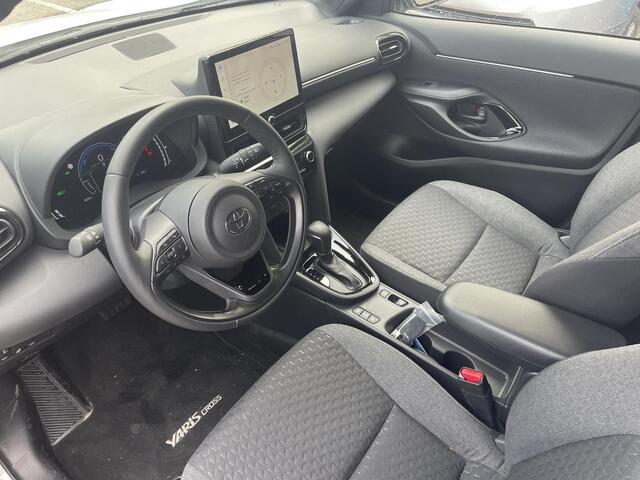 Toyota YARIS Cross 1.5 Hybrid 115 Dynamic Luxury | Stuur- & Stoelverwarming | Dodehoek detectie | Parkeersensoren | Navigatie