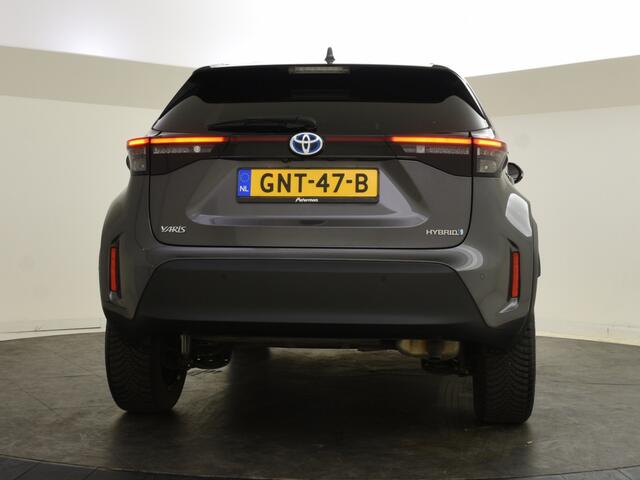 Toyota YARIS 1.5 Hybrid Dynamic Team D | PDC V+A | BLS | Allseasons