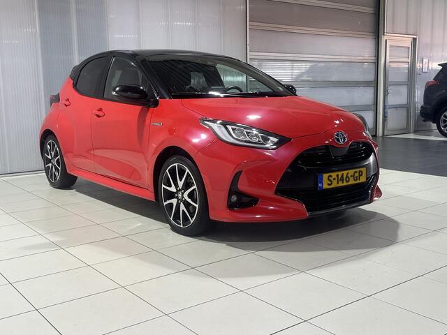 Toyota YARIS 1.5 Hybrid Launch Edition |Panoramadak | Navi | Lederen bekleding Dodehoekdetectie | HUD | navigatie Apple Carplay/Android Auto | achteruitrij camera | keyless