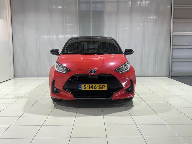 Toyota YARIS 1.5 Hybrid Launch Edition |Panoramadak | Navi | Lederen bekleding Dodehoekdetectie | HUD | navigatie Apple Carplay/Android Auto | achteruitrij camera | keyless