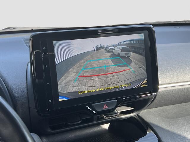 Toyota YARIS Cross 1.5 Hybrid First Edition | Stuurverwarming | Camera | Adaptive | Virtual |