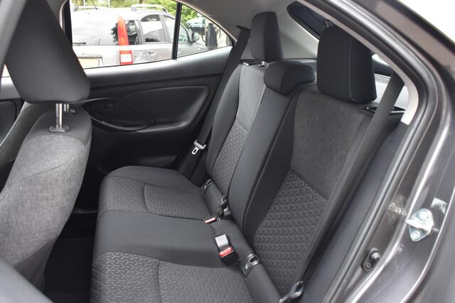 Toyota YARIS Cross 1.5 Hybrid Active Carplay Navigatie | Adaptieve Cruise | Camera | 12 mnd BOVAG garantie Whatsapp 06-53188999
