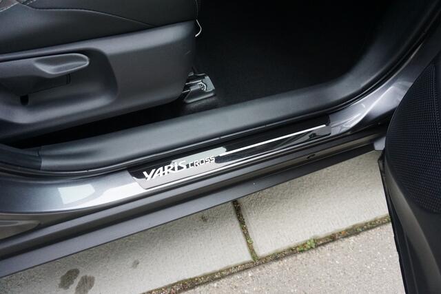 Toyota YARIS Cross 1.5 Hybrid 130 Executive |Navi|Carplay|PDC V+A|E.a.klep|Stoel en stuurverwarming|Dodehoek|
