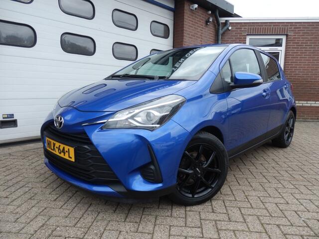 Toyota YARIS 1.0 VVT-I CONNECT AIRCO / NAVI / STOEL VERWARMING