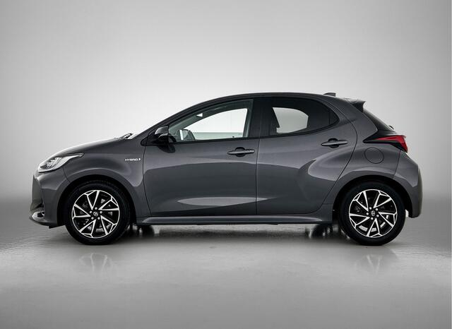 Toyota YARIS 1.5 Hybrid Dynamic | Dealer Onderhouden | Stoelverwarming | Apple Carplay / Android Auto |
