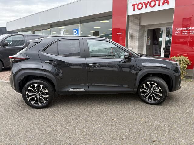 Toyota YARIS 1.5 Hybrid 130 Dynamic | Comfort Pack | Sensoren v/a | Stoelverw