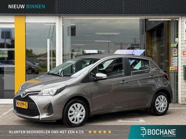 Toyota YARIS 1.3 VVT-i Aspiration | NAP | Trekhaak | Achteruitrijcamera | Cruise Control | Airco | BT-Telefoonfunctie |
