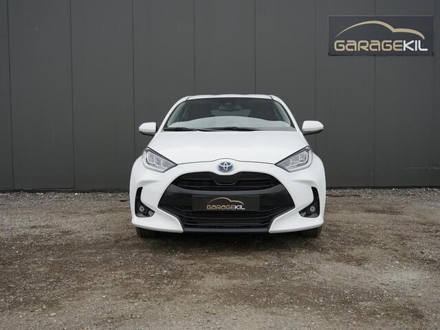 Toyota YARIS 1.5 Hybrid Team D Dealeronderh. / Led / Stoelverwarming / Smartphone Integratie / Adaptieve Cruisecontrol / Climate Control / Camera