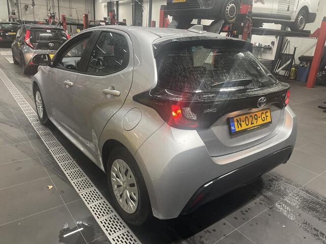 Toyota YARIS 1.5 Hybrid Active | Apple Carplay & AndroidAUTO | Adaptive cruise control | Camera | Garantie tot 10-2031