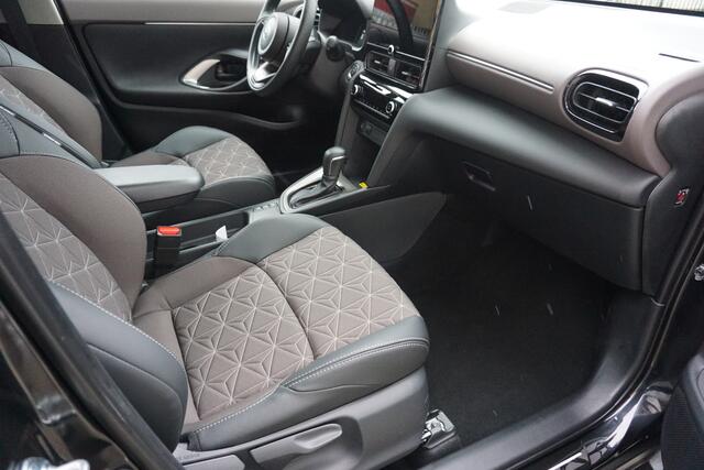 Toyota YARIS Cross 1.5 Hybrid 130 Executive |Navi|Carplay|PDC V+A|E.a.klep|Dodehoek|Camera|