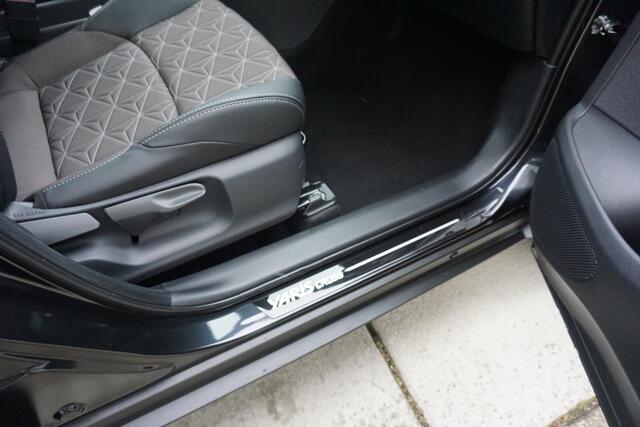 Toyota YARIS Cross 1.5 Hybrid 130 Executive |Navi|Carplay|PDC V+A|E.a.klep|Dodehoek|Camera|