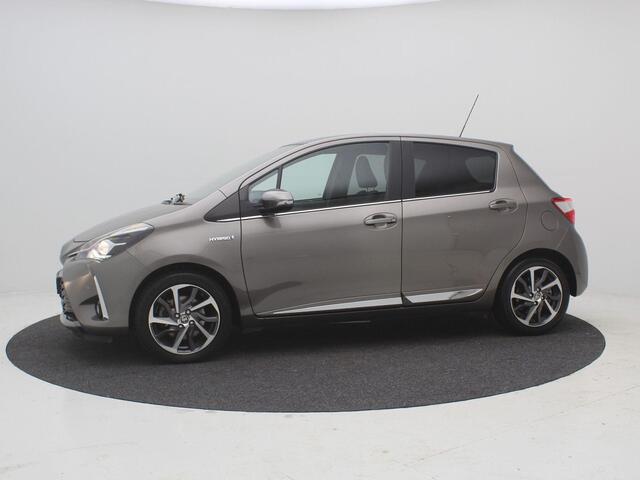 Toyota YARIS 1.5 Hybrid Aspiration AUTOMAAT / GROOT Glazendak / Cruise control / Airco Climate control / LMV / Historie aanwezig / Achteruitrijcamera /