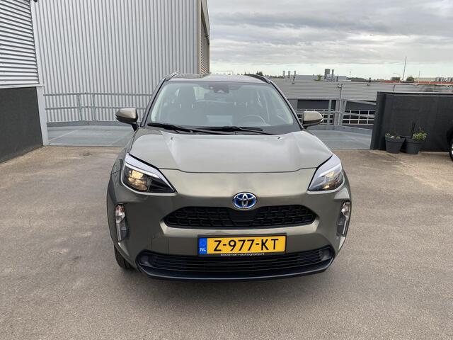 Toyota YARIS Cross 1.5 Hybrid Active Nederlandse auto, Apple CarPlay/Android Auto, Adaptieve cruise control, achteruitrij camera, Metallic lak, LM velgen