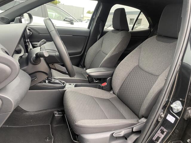 Toyota YARIS Cross 1.5 Hybrid 115 First Edition NL Auto Navi Carplay Clima Cruise