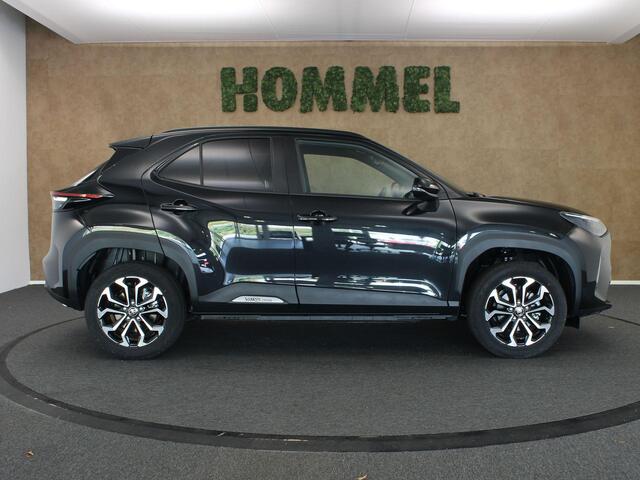 Toyota YARIS Cross 1.5 Hybrid 130 Dynamic - ADAPTIEVE CRUISE CONTROL - NAVIGATIE FULL MAP - APPLE CARPLAY/ANDROID AUTO - EXTRA GETINT GLAS - STUURWIELVERWARMING - STOELVERWARMING - DODEHOEKDETECTIE - CLIMATE CONTROL - KEYLESS ENTRY/START - PARKEERSENSOREN VOOR + ACHTE