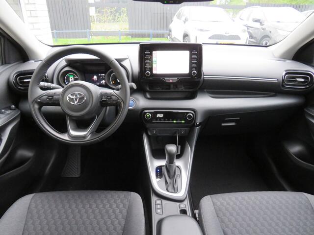 Toyota YARIS 1.5 Automaat Hybrid Dynamic clima/cruise/16"LM /camera/CarPlay/Stoelverwarming
