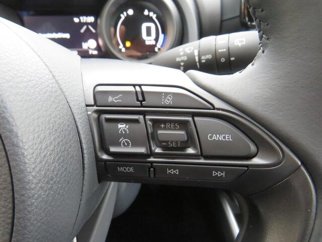 Toyota YARIS 1.5 Automaat Hybrid Dynamic clima/cruise/16"LM /camera/CarPlay/Stoelverwarming