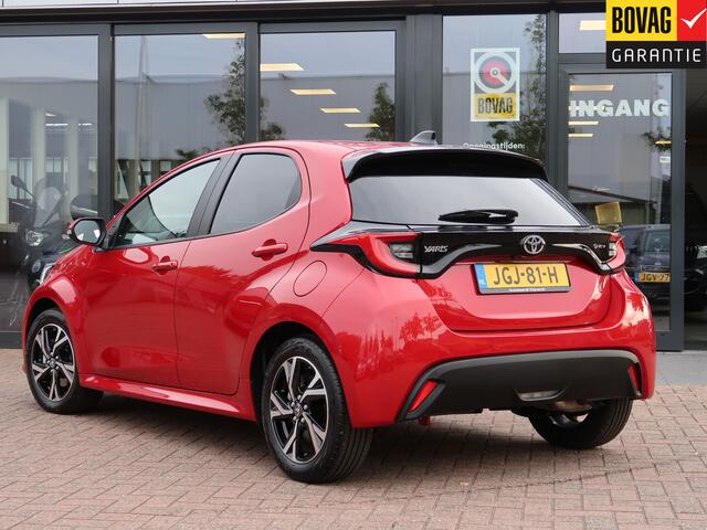 Toyota YARIS 1.5 Hybrid 115 Business Plus | Camera | Parkeersensoren | Stoel-Stuurverwarming | Carplay